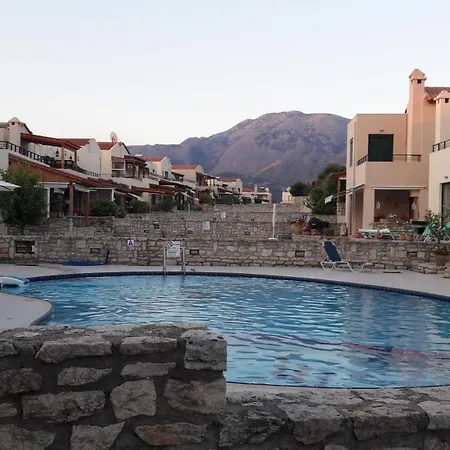 Villa Villa, Close To The Beach, With Swimming Pool And Mountain Views Asproulianoi