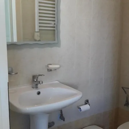 Villa, Close To The Beach, With Swimming Pool And Mountain Views * Asprouliánoi