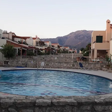 别墅 Villa, Close To The Beach, With Swimming Pool And Mountain Views *